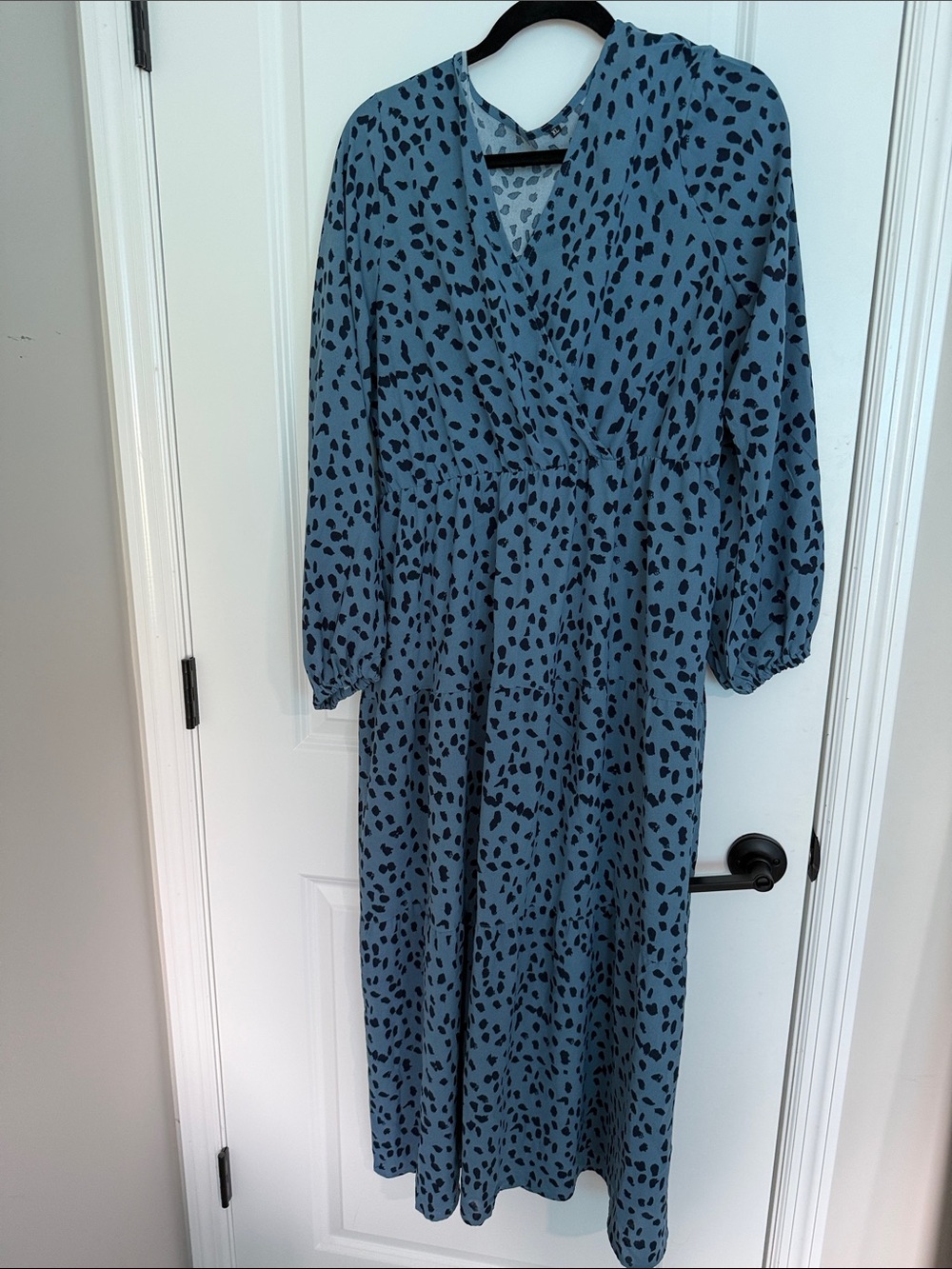 Blue Leopard Print V-Neck Long Sleeve Midi Dress